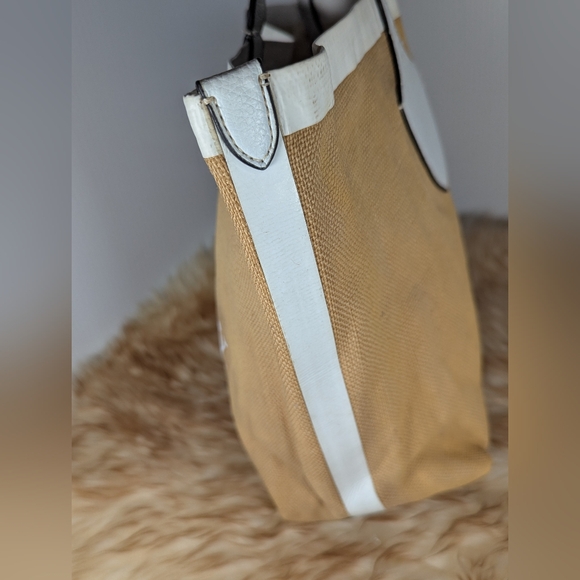 Burberry Logo Printed Raffia Tote bag - Picture 4 of 10